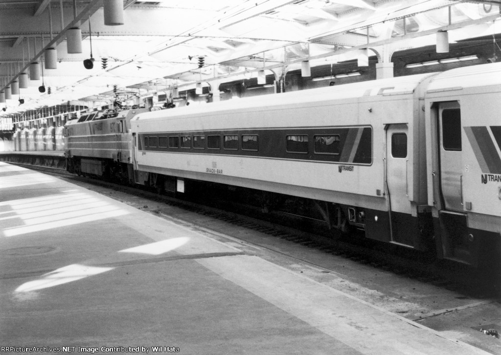 NJT Comet I Coach-Snack Bar 1606